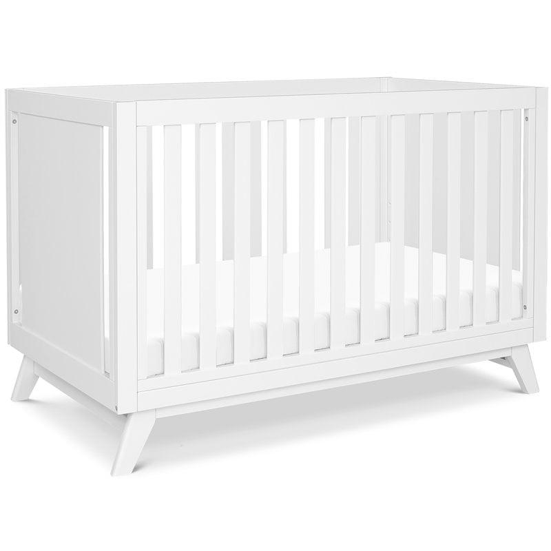 Davinci Otto Pine Wood 3 - in - 1 Convertible Crib in White - Product image 1